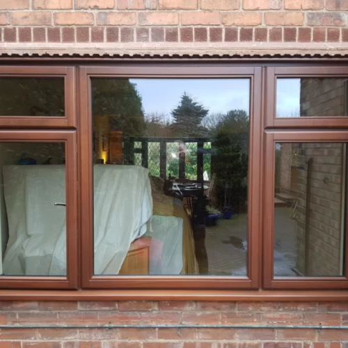 fereastra Ferestre din lemn stratificat cu geam termopan la comanda